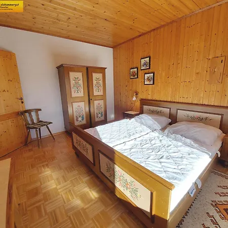 Almrausch Holiday home *