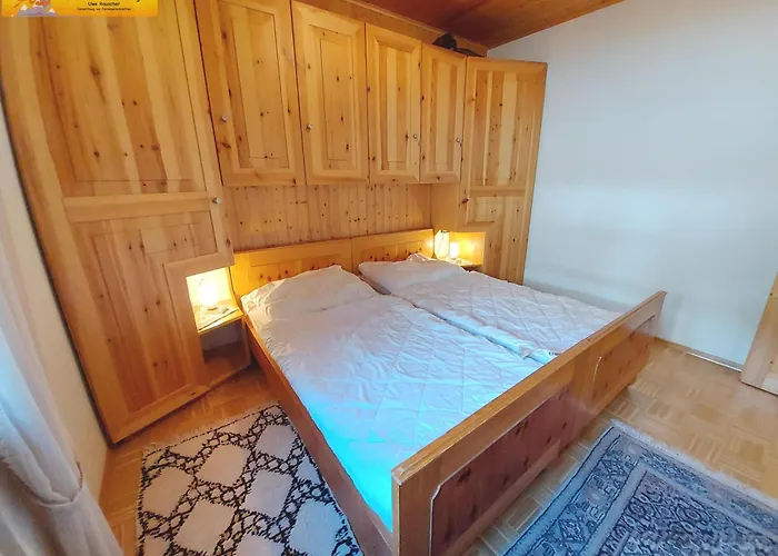 Almrausch Holiday home *